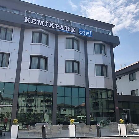 Kemikpark Otel บาร์ทิน ภายนอก รูปภาพ